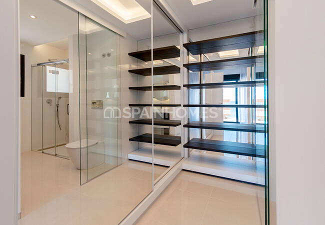 Sea View Apartments with Pool in Gated Complex in Guardamar Del Segura