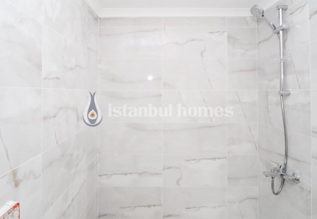 Luminous Apartments with Full-length Windows in Kartal 20