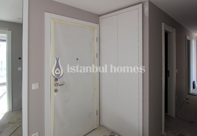 Luminous Apartments with Full-length Windows in Kartal 28