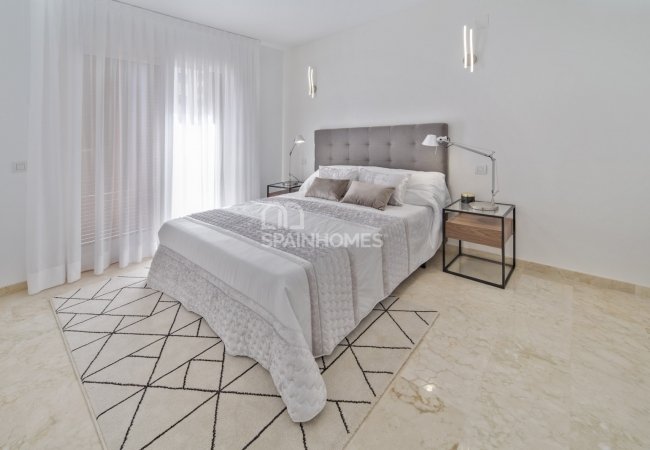 Alicante’de Modern Tasarımlı 2 ve 3 Yatak Odalı Daireler