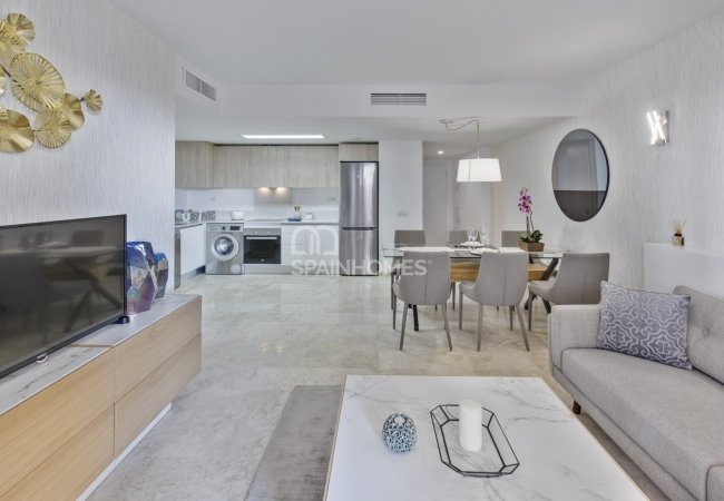 Alicante’de Modern Tasarımlı 2 ve 3 Yatak Odalı Daireler