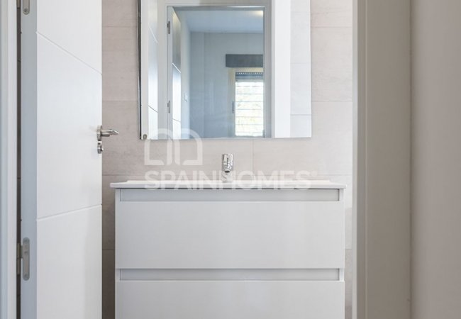 Brand-new Apartments 300 Mt to the Beach in Los Alcázares 12