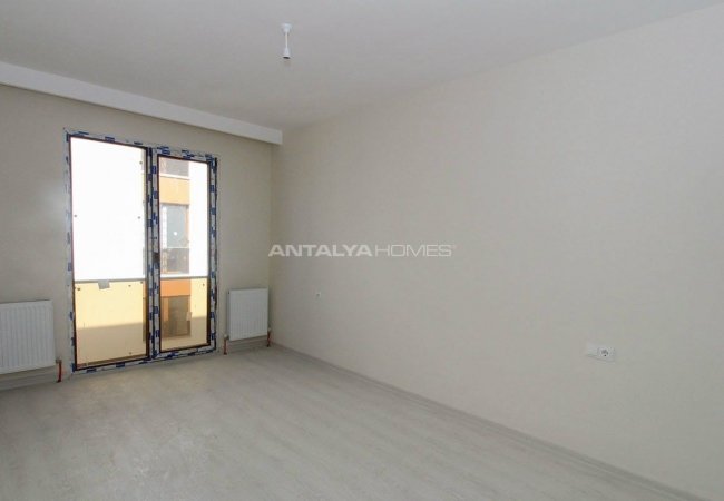 central apartments next to main road in nilufer bursa