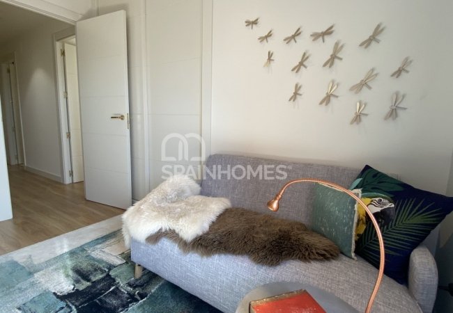 Benalmádena'da Golf Sahalarına Yakın Kaliteli İç Tasarımlı Daireler 20