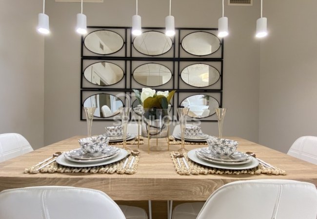 Benalmádena'da Golf Sahalarına Yakın Kaliteli İç Tasarımlı Daireler 10