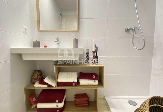 Benalmádena'da Golf Sahalarına Yakın Kaliteli İç Tasarımlı Daireler 14