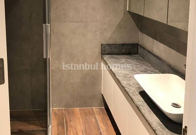 Deluxe Istanbul Apartments in an Exclusive Complex