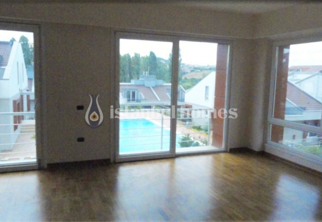 Ready to Move Private and Twin Houses in Sarıyer 11