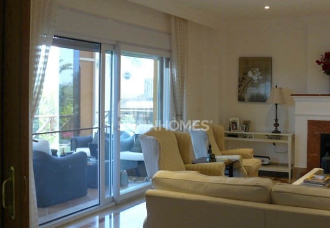 Marbella House Close to the Sandy Beaches of Los Monteros 6