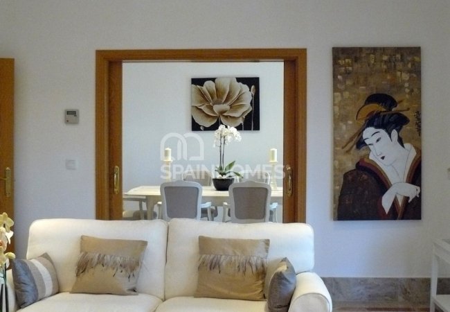 Marbella House Close to the Sandy Beaches of Los Monteros 7