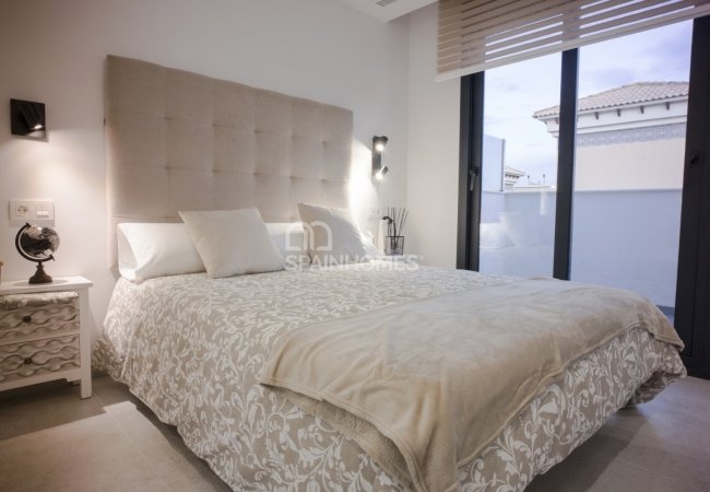 Affordably Priced New Semi-detached Houses in Orihuela Costa 17