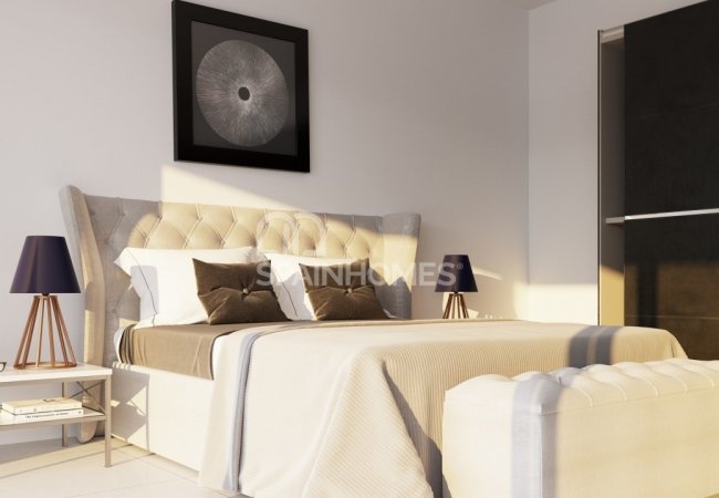 Marbella'da Açık Manzaralı Müstakil Villalar 13