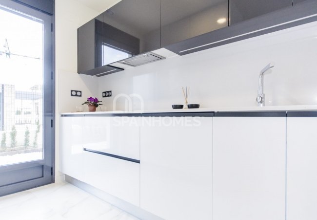 Современная Вилла с 4-мя Спальнями в Касталье, Аликанте 20