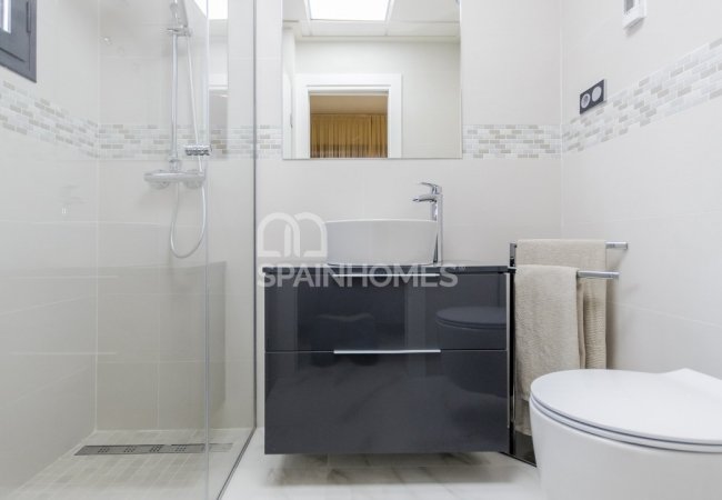 Современная Вилла с 4-мя Спальнями в Касталье, Аликанте 24