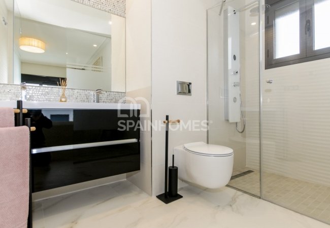 Современная Вилла с 4-мя Спальнями в Касталье, Аликанте 36