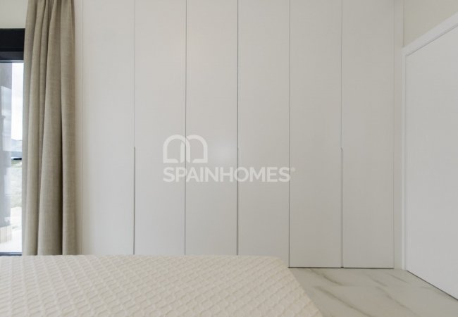 Современная Вилла с 4-мя Спальнями в Касталье, Аликанте 39