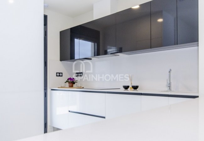 Современная Вилла с 4-мя Спальнями в Касталье, Аликанте 17