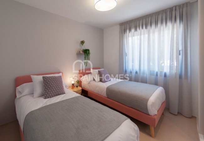 Benijófar Özel Havuzlu ve Bahçeli Çağdaş Villa 7