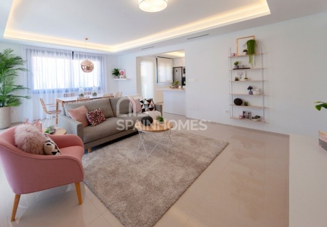 Benijófar Özel Havuzlu ve Bahçeli Çağdaş Villa 3