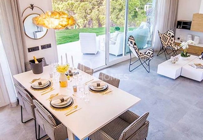 Elegant Apartments with Smart-home-system in Benahavis, Málaga 8