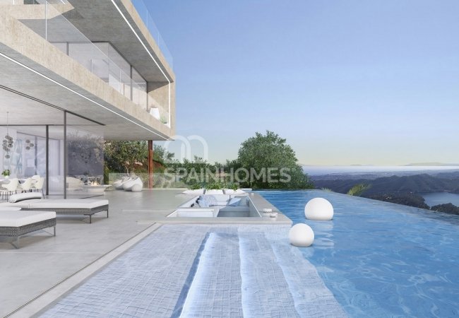 Marbella Istán'da Deniz Manzaralı Lüks Tasarımlı Villa 5