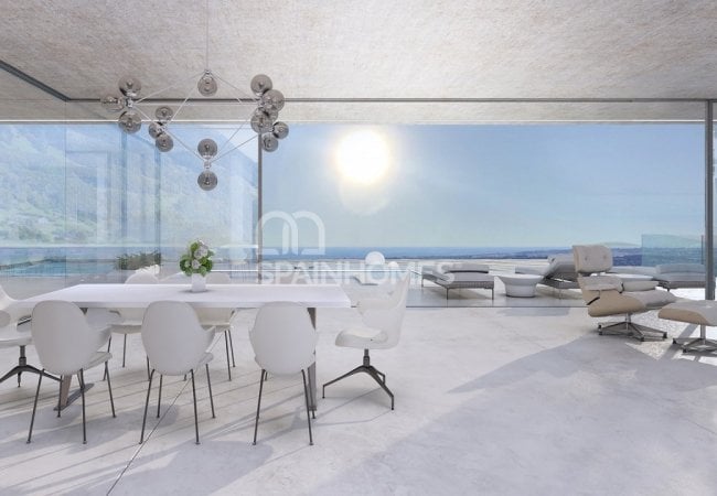 Marbella Istán'da Deniz Manzaralı Lüks Tasarımlı Villa 3