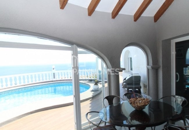 Benitachell’de Deniz Manzaralı Akdeniz Stili Villa 11