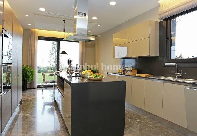 Villas Familliales Piscine Privée À Buyukcekmece 10