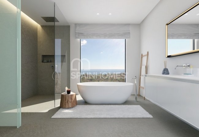 Marbella'da Panoramik Deniz Manzaralı Müstakil Villa 7