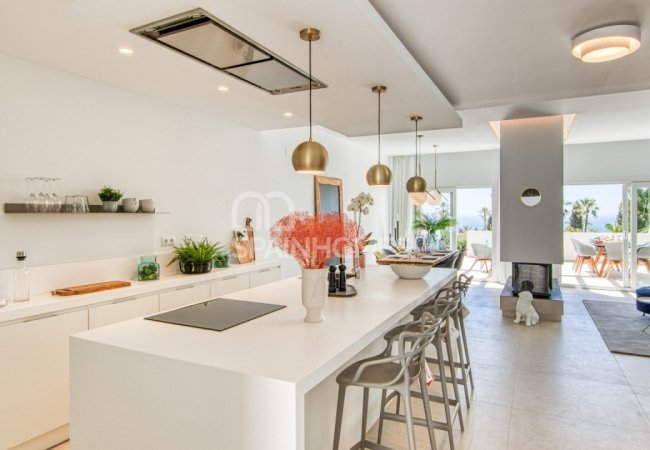 Benalmádena'da Sahile Yakın Lüks Evler 40