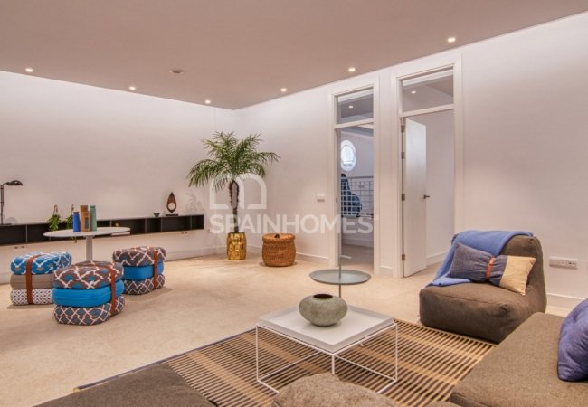 Benalmádena'da Sahile Yakın Lüks Evler 41