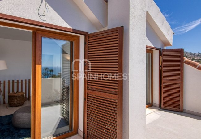 Benalmádena'da Sahile Yakın Lüks Evler 26