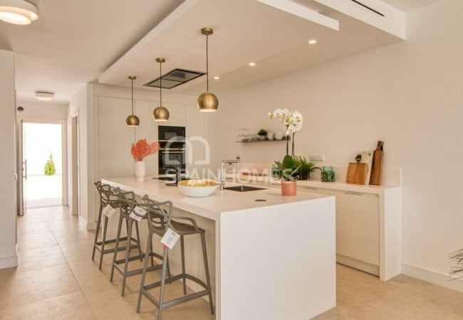 Benalmádena'da Sahile Yakın Lüks Evler 37