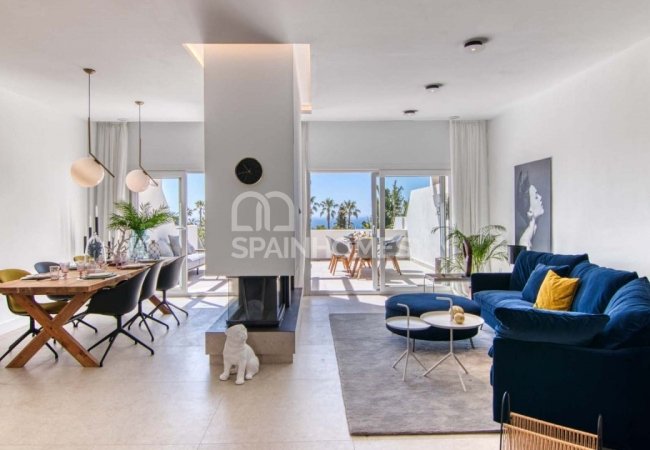 Benalmádena'da Sahile Yakın Lüks Evler 30