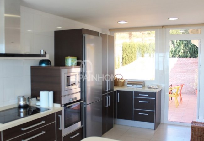 Benalmádena'da Panoramik Deniz Manzaralı Villa 22