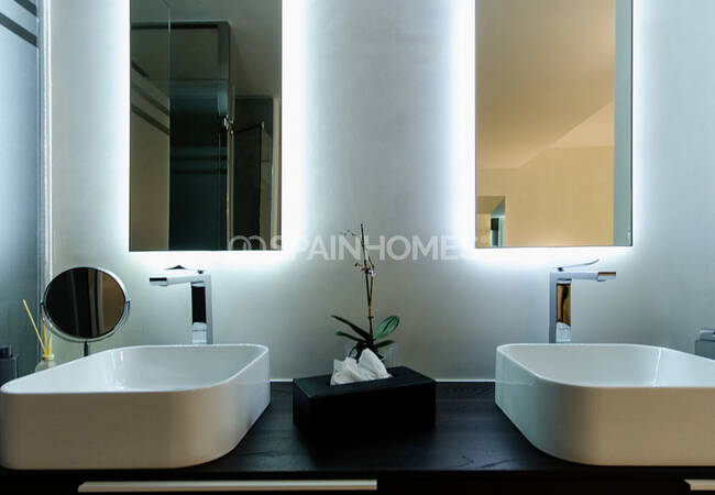 Excellent Villas with a Private Garden and Swimming Pool in Orihuela