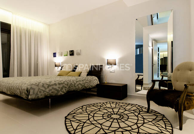 Excellent Villas with a Private Garden and Swimming Pool in Orihuela