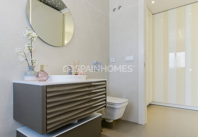 Excellent Villas with a Private Garden and Swimming Pool in Orihuela