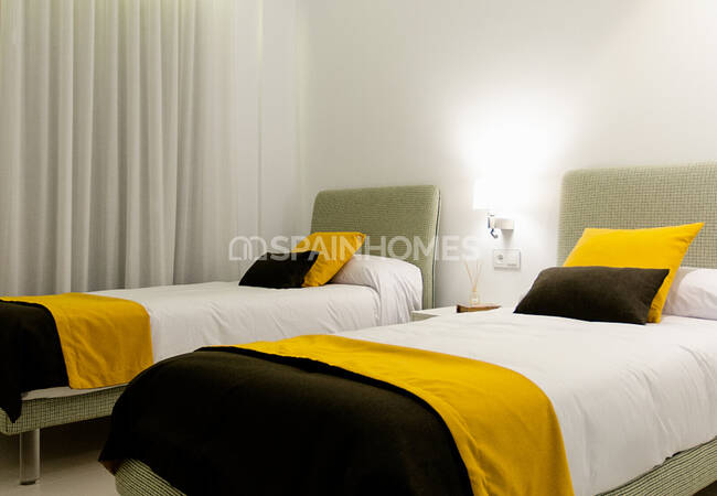 Excellent Villas with a Private Garden and Swimming Pool in Orihuela