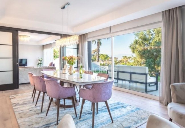 Exclusive Villa with High Quality Finishes in Costa Del Sol