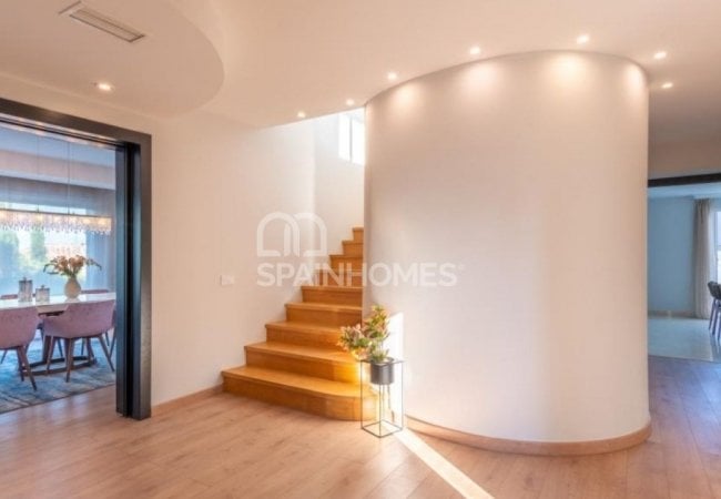 Exclusive Villa with High Quality Finishes in Costa Del Sol