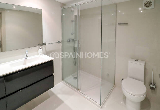 شقة بإطلالة بانورامية على البحر الأبيض المتوسط في جيرونا 20