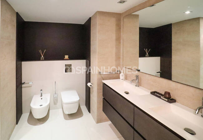 شقة بإطلالة بانورامية على البحر الأبيض المتوسط في جيرونا 19