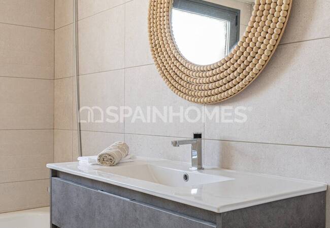 Luxurious Beach Front Apartments in a Unique Location in Almunecar 26