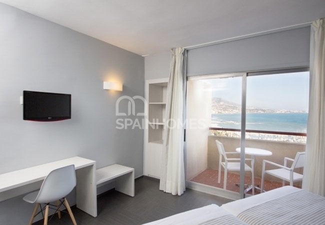 Rental Income Guaranteed Beachfront Hotel Room in Fuengirola 6
