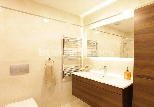 Luxuriöse Wohnungen In Istanbul Bahcesehir Mit Seeblick 34