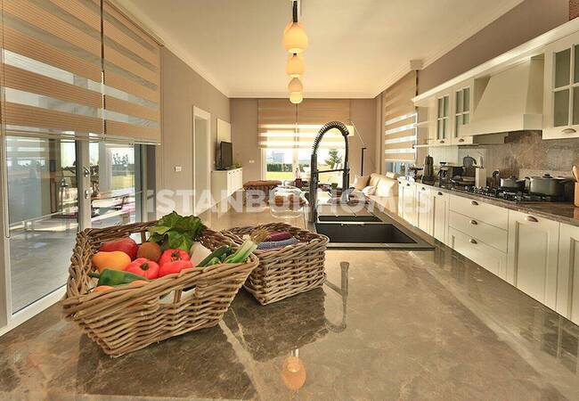 Luxury Villas at 2.5 Km From Buyukcekmece Lake in Istanbul 19