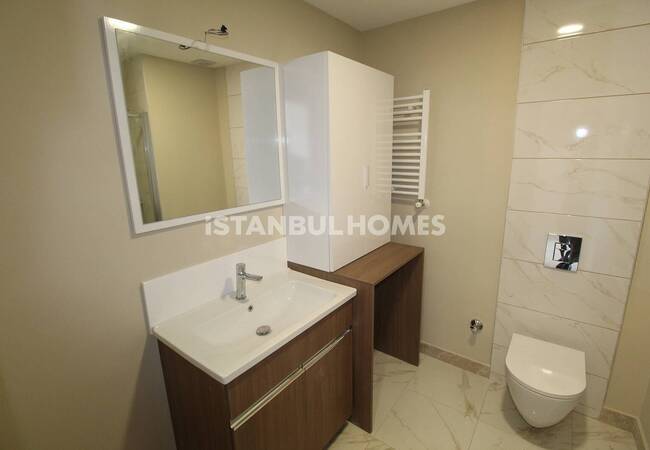 加齐奥斯曼帕萨地铁站附近的中央公寓 7