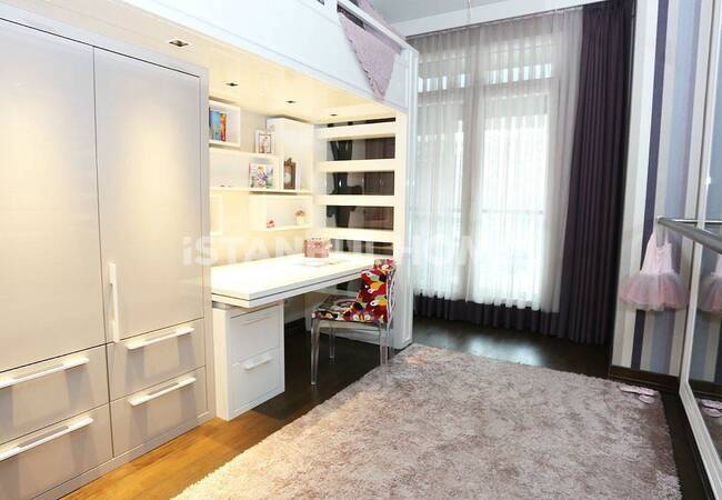 عقارات حائزة على جوائز بموقع مركزي في إسطنبول، بيوغلو 35