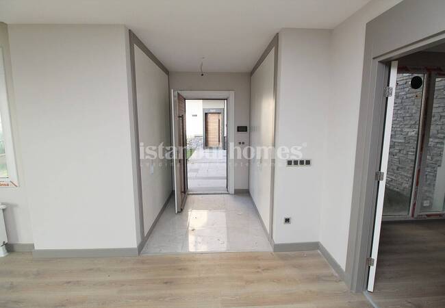 İstanbul Başakşehir’de Zengin Site İmkanlarına Sahip Geniş Daireler 33